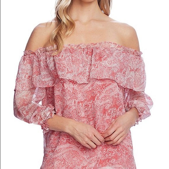 Vince Camuto Off Shoulder Top NWT! - Picture 2 of 9